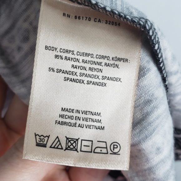 Anthro deletta reeve black white cold shoulder top - Picture 4 of 6